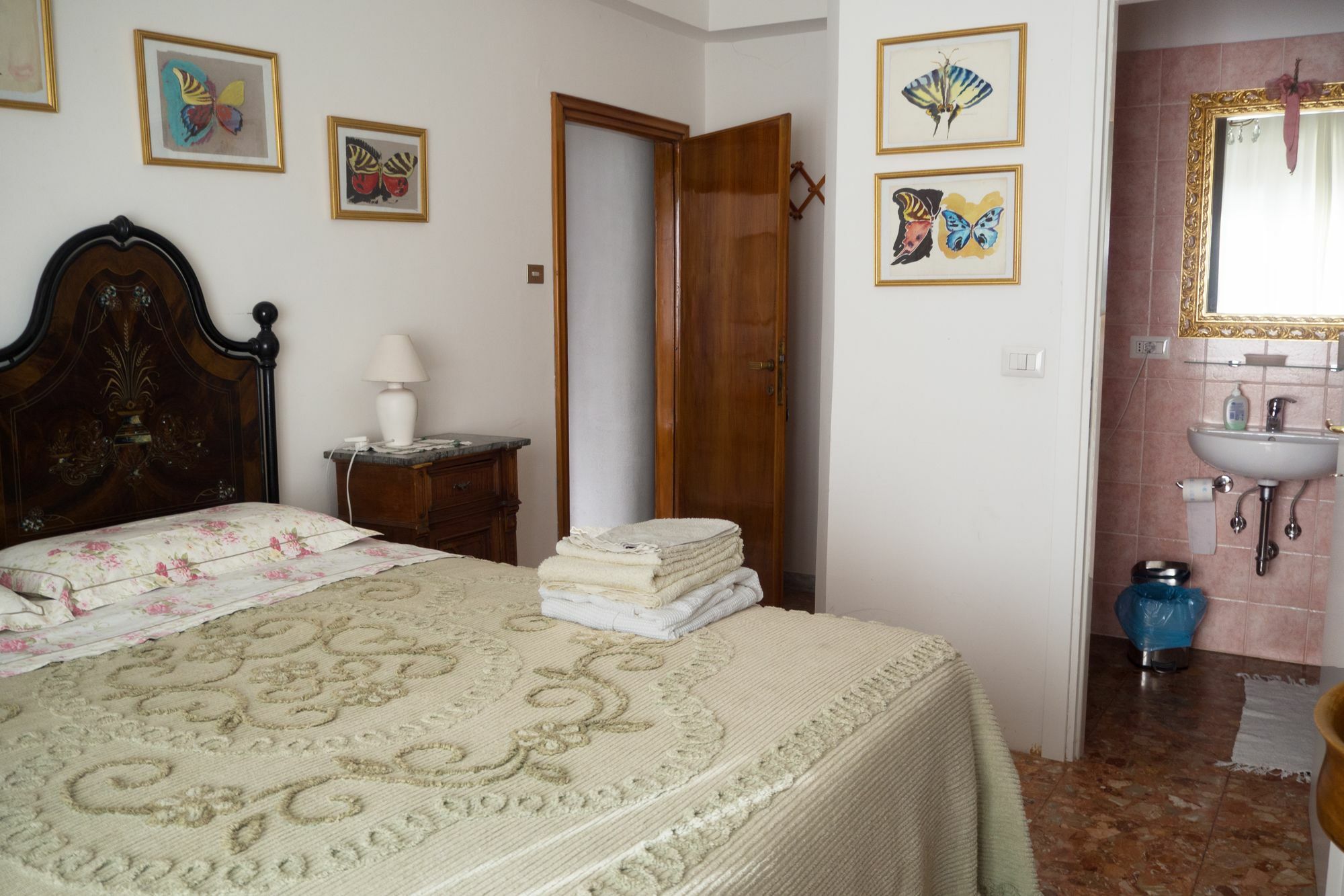 A B C Bologna In B&B מראה חיצוני תמונה